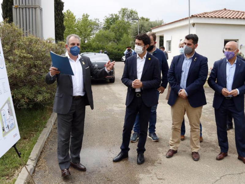 Visit from the Counsellor Damià Calvet to the WWTP of Riudoms